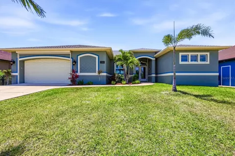 15610 Seafoam Cir, Port Charlotte, FL 33981