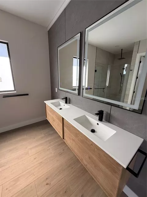 Bath - 47 Brig Cir E, Placida, FL 33946 photo 5 of 5