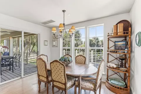 Dining - 312 Baily St, Boca Grande, FL 33921 photo 4 of 4