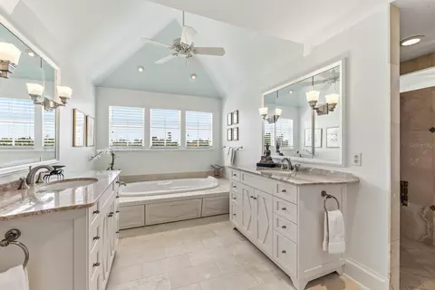 Bath - 312 Baily St, Boca Grande, FL 33921 photo 3 of 3