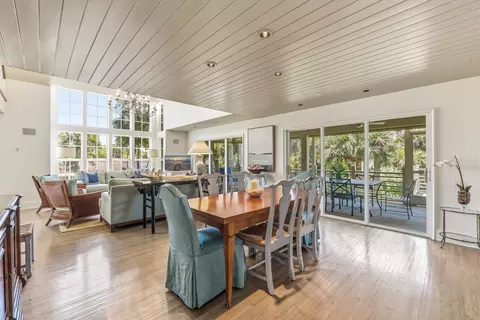 Dining - 312 Baily St, Boca Grande, FL 33921 photo 2 of 4