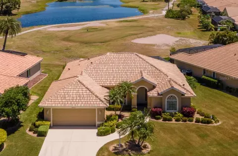 8207 Lakeside Dr, Englewood, FL 34224