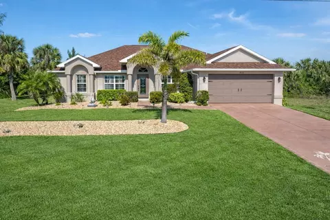 8251 Arlewood Cir, Port Charlotte, FL 33981