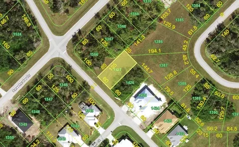 207 Spring Dr, Rotonda West, FL 33947