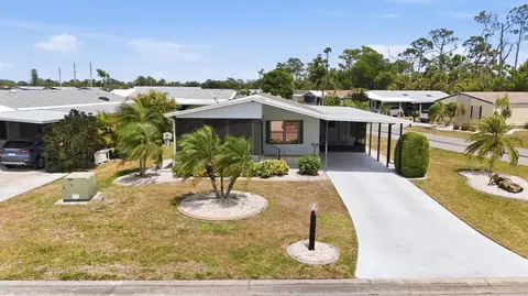 803 Tangerine Woods Blvd, Englewood, FL 34223