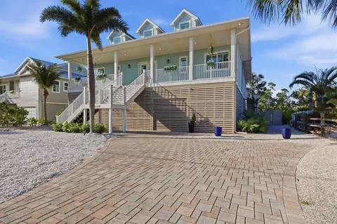 81 N Gulf Blvd, Placida, FL 33946