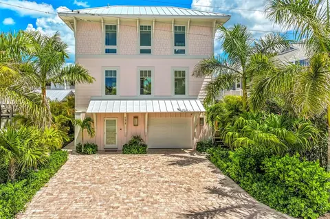 171 Damfiwill St, Boca Grande, FL 33921