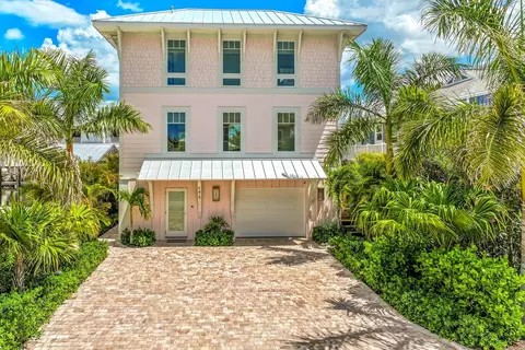171 Damfiwill St, Boca Grande, FL 33921