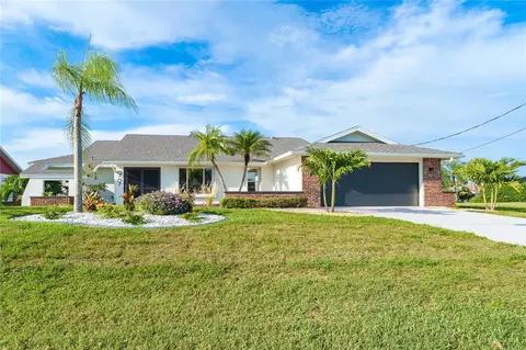 99 Bunker Rd, Rotonda West, FL 33947