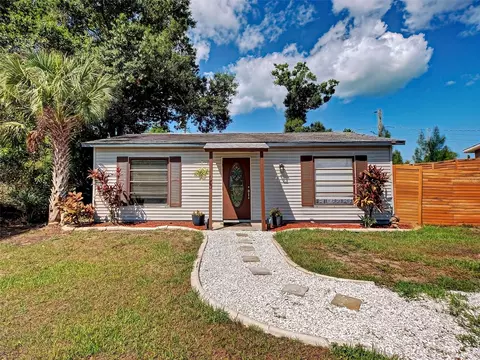2178 Park Rd, Venice, FL 34293