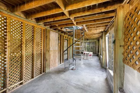 Exterior - 362 Baily St, Boca Grande, FL 33921 photo 3 of 9