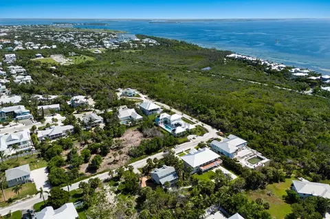 View/Area - 362 Baily St, Boca Grande, FL 33921 photo 3 of 5