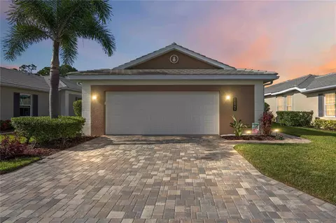 11045 Barnsley Dr, Venice, FL 34293