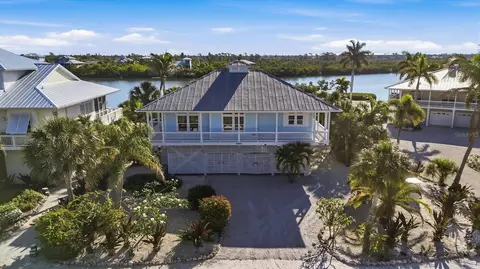 480 Bocilla Dr, Placida, FL 33946