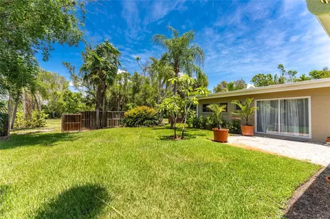 Exterior - 20 Spaniards Rd, Placida, FL 33946 photo 22 of 32