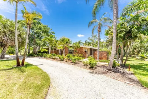 Exterior - 20 Spaniards Rd, Placida, FL 33946 photo 17 of 32