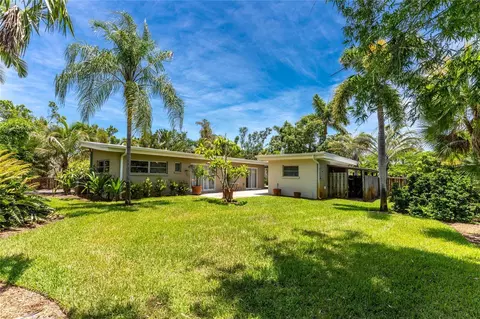 Exterior - 20 Spaniards Rd, Placida, FL 33946 photo 21 of 32