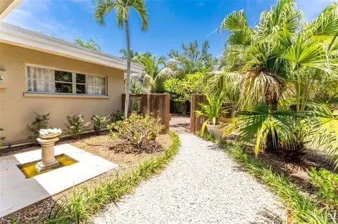 Exterior - 20 Spaniards Rd, Placida, FL 33946 photo 23 of 32