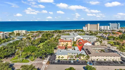 700 W Venice Ave #206, Venice, FL 34285