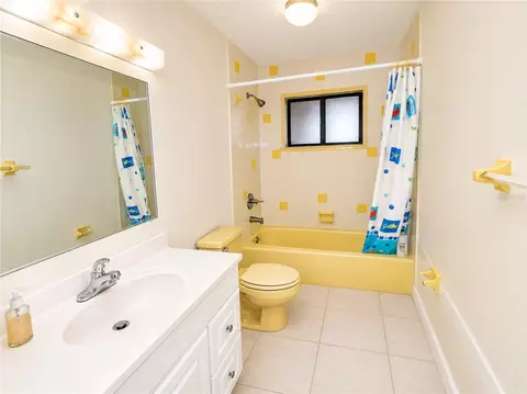 Bath - 8598 Marsh St, Placida, FL 33946 photo 1 of 2