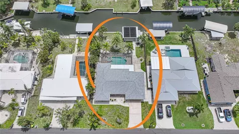 1433 Lemon Bay Dr, Englewood, FL 34223
