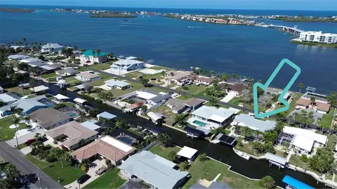 1433 Lemon Bay Dr, Englewood, FL 34223