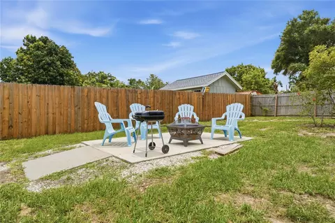 Exterior - 14512 117th Ave, Largo, FL 33774 photo 10 of 13