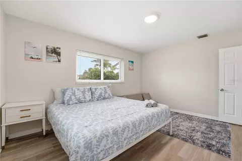 Bedroom - 14512 117th Ave, Largo, FL 33774 photo 6 of 6