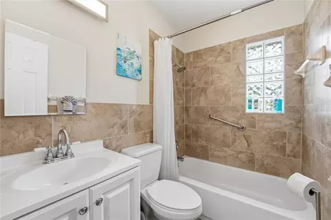 Bath - 14512 117th Ave, Largo, FL 33774 photo 7 of 7