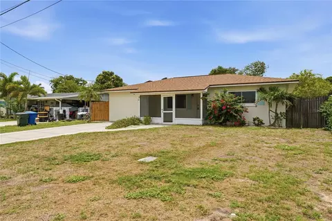 Exterior - 14512 117th Ave, Largo, FL 33774 photo 8 of 13