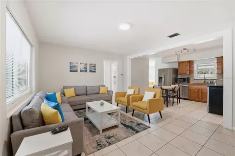 Living - 14512 117th Ave, Largo, FL 33774 photo 4 of 5