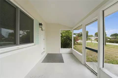 Exterior - 14512 117th Ave, Largo, FL 33774 photo 5 of 13