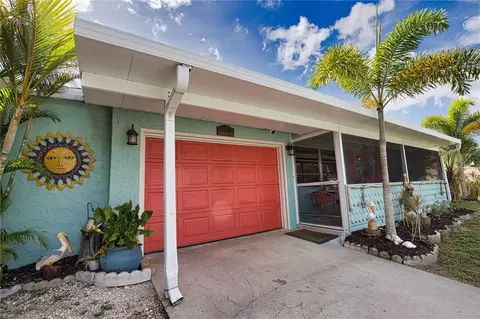 457 W Tarpon Blvd NW, Port Charlotte, FL 33952