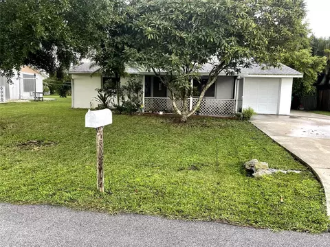 210 Walnut Ave NW, Port Charlotte, FL 33952