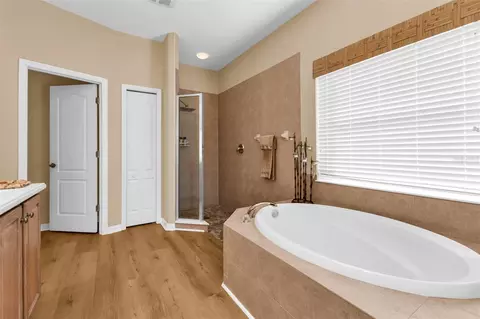 Bath - 11360 Dancing River Dr, Venice, FL 34292 photo 5 of 6