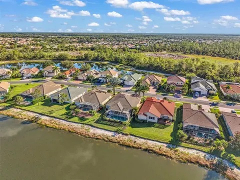 View/Area - 11360 Dancing River Dr, Venice, FL 34292 photo 2 of 10