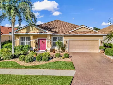 11360 Dancing River Dr, Venice, FL 34292