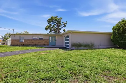 108 Buckeye Ave NW, Port Charlotte, FL 33952