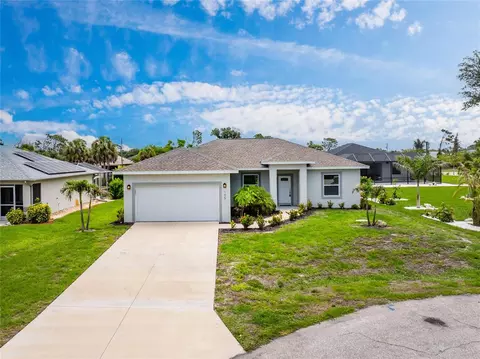 105 Cottage Pl, Rotonda West, FL 33947