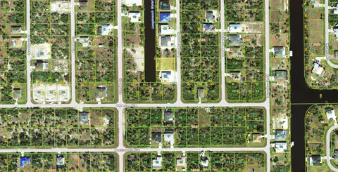 10139 Long Branch St, Port Charlotte, FL 33981