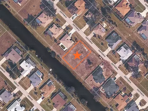 224 Mark Twain Ln, Rotonda West, FL 33947