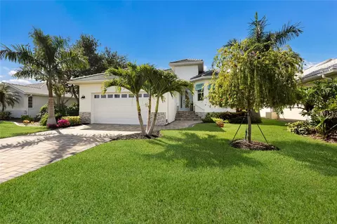 115 Westwind Dr, Placida, FL 33946