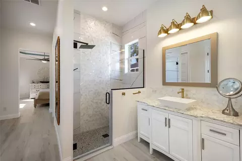 Bath - 115 Westwind Dr, Placida, FL 33946 photo 3 of 3