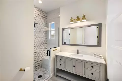 Bath - 115 Westwind Dr, Placida, FL 33946 photo 1 of 3