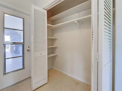 Other - 412 Pine Tree Ter, Venice, FL 34293 photo 6 of 12