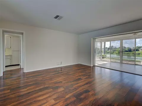 Living - 412 Pine Tree Ter, Venice, FL 34293 photo 4 of 8