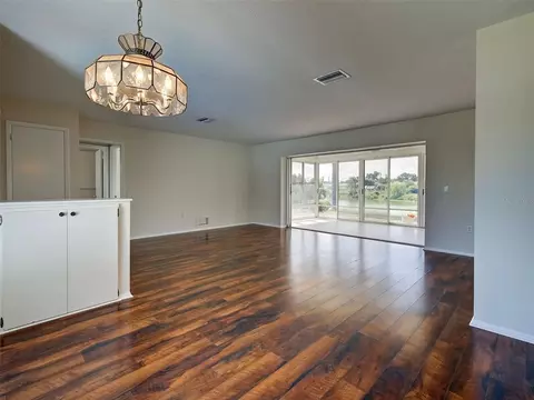 Living - 412 Pine Tree Ter, Venice, FL 34293 photo 5 of 8