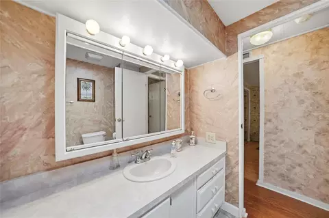 Bath - 3450 Grapefruit Ln, Estero, FL 33928 photo 5 of 6