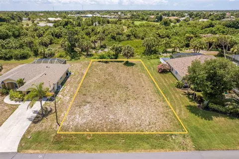 74 Long Meadow Ct, Rotonda West, FL 33947