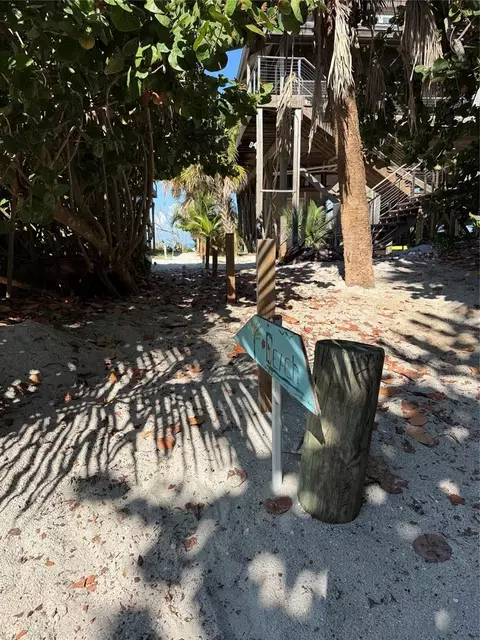 8990 Seagrape Ln, Placida, FL 33946 photo 7